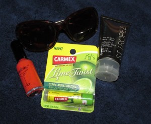 While on vacation, I like to keep it simple and summery during the day.